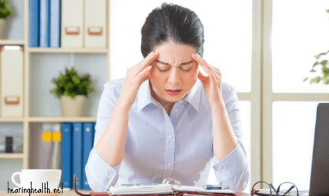 ปวดหัว ไมเกรน เป็นที่พบมากที่สุดของอาการปวดหัว อาการปวดหัว ตึงเครียด อาจรวมถึงอาการชาที่มือและแขนช้ำรอบปากไม่สามารถพูดและรู้สึกอ่อนแอ