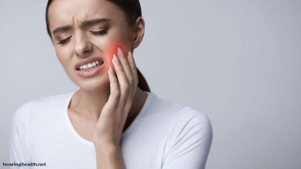 อาการปวดฟันที่เป็นฝีเป็นข้อบ่งชี้ว่ามีบางอย่างผิดปกติกับเหงือกหรือฟันของคุณ บางทีอาการปวดฟันอาจทำให้คุณปวดหัว